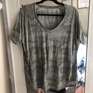 American Eagle camo v-neck